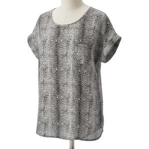 OLM Tunic Blouse Womens Size M Black White Leopard Loose Fit Casual Office Date